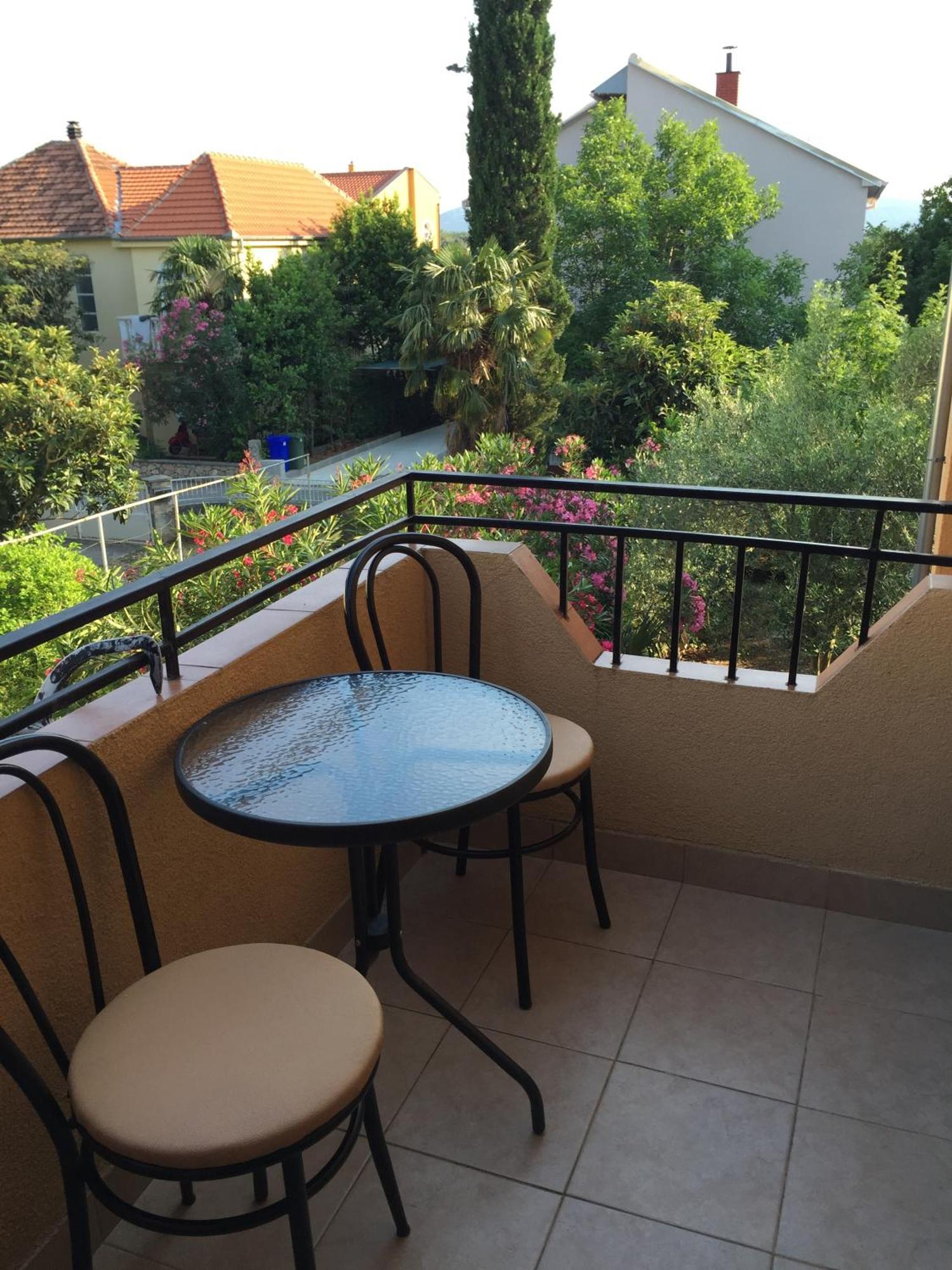 Apartments And Rooms Sinka Biograd Na Moru Εξωτερικό φωτογραφία